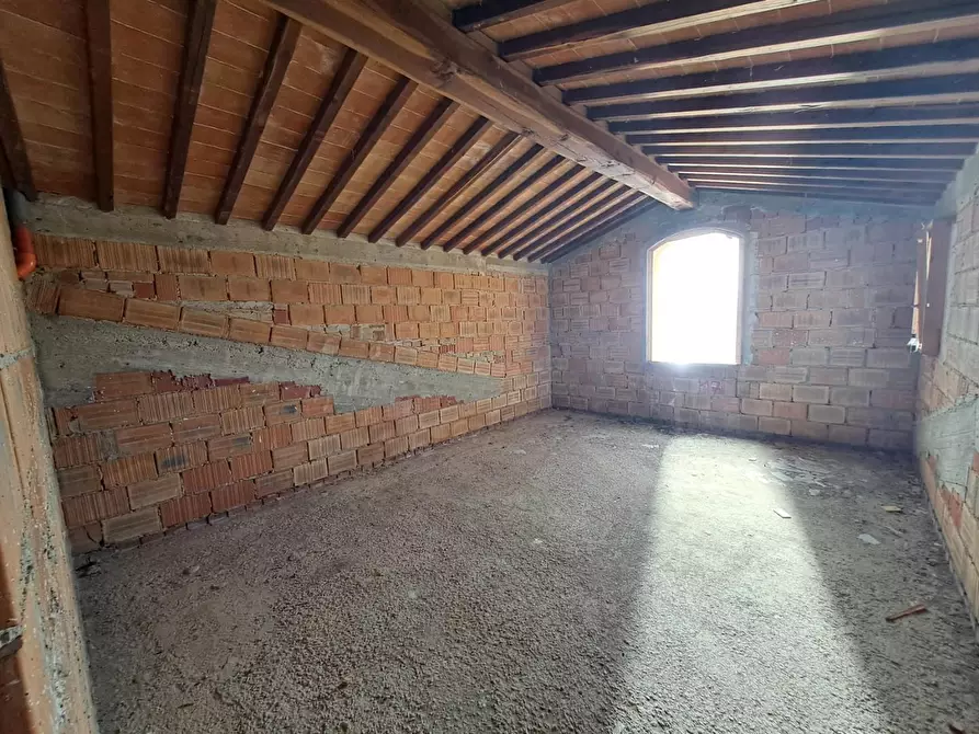 Immagine 8 di Appartamento in vendita  a Poggibonsi