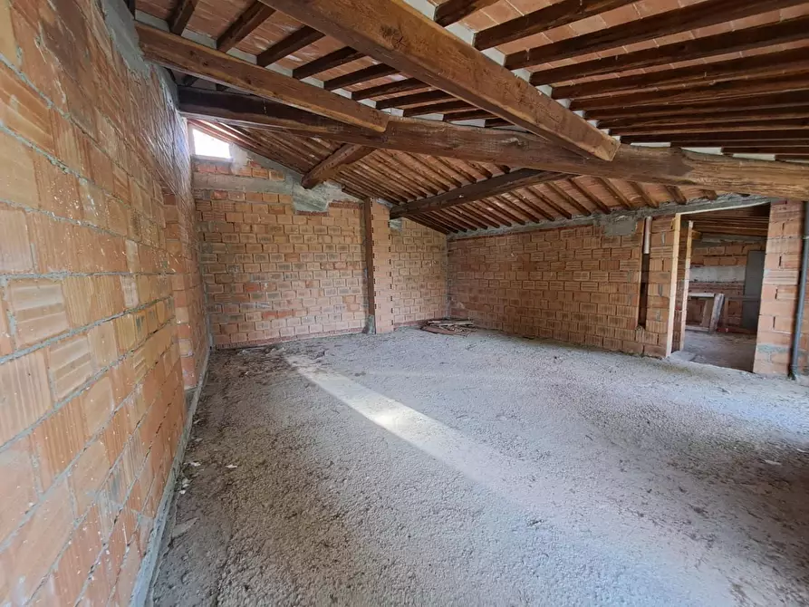 Immagine 5 di Appartamento in vendita  a Poggibonsi