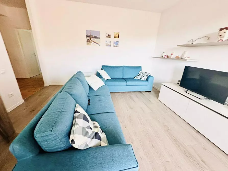 Immagine 4 di Appartamento in vendita  a Lerici