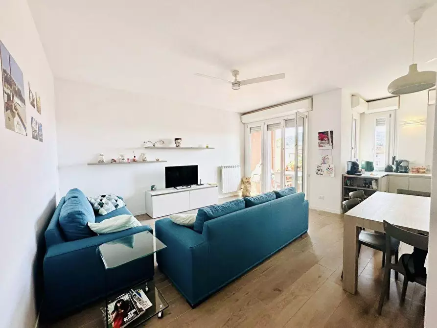 Immagine 5 di Appartamento in vendita  a Lerici