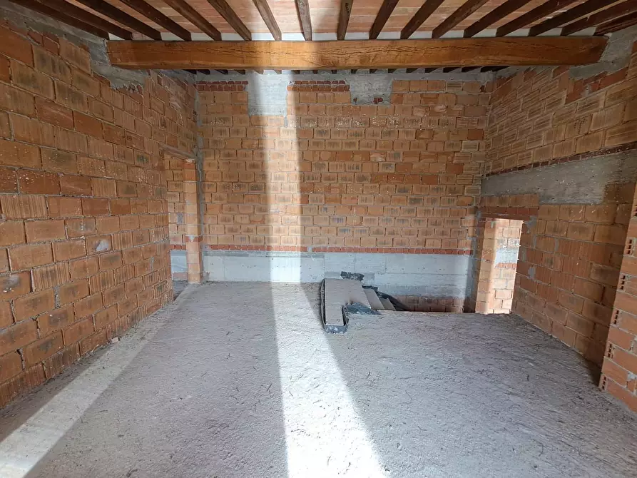 Immagine 8 di Appartamento in vendita  a Poggibonsi