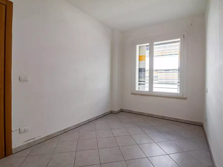 Immagine 10 di Appartamento in vendita  a Pisa