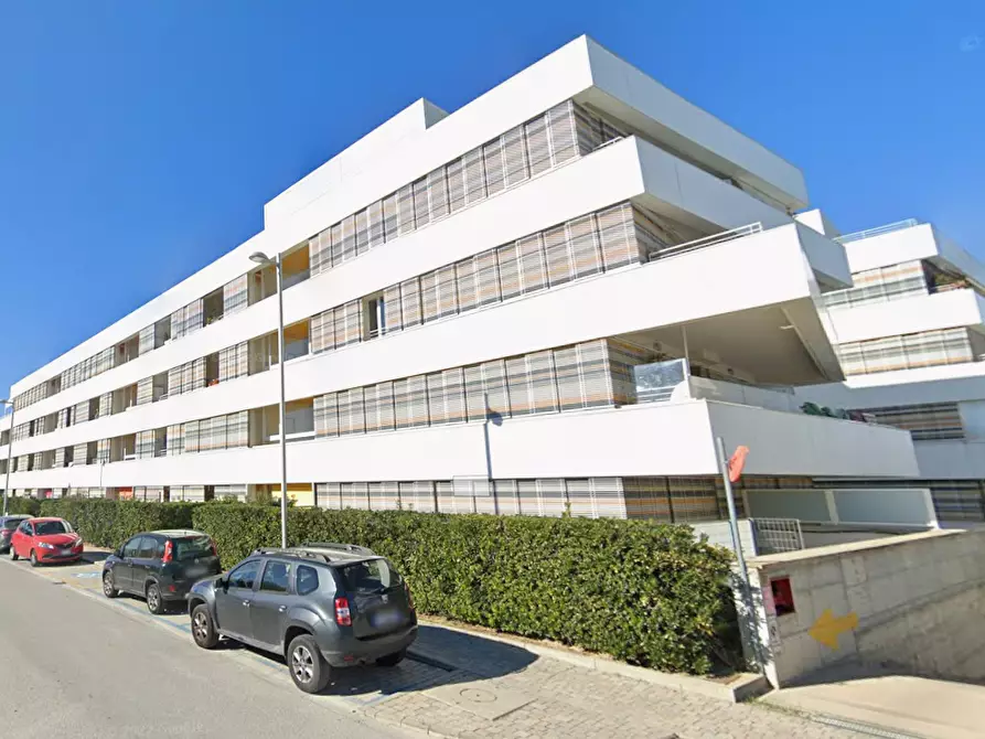 Immagine 1 di Appartamento in vendita  a Pisa