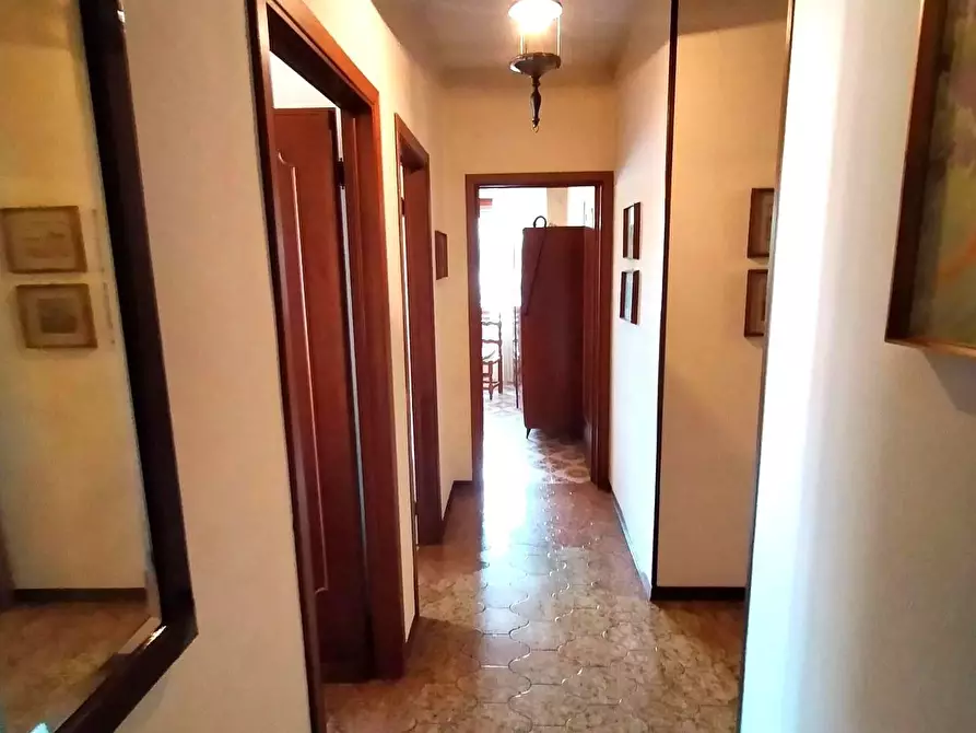 Immagine 21 di Appartamento in vendita  a Pisa