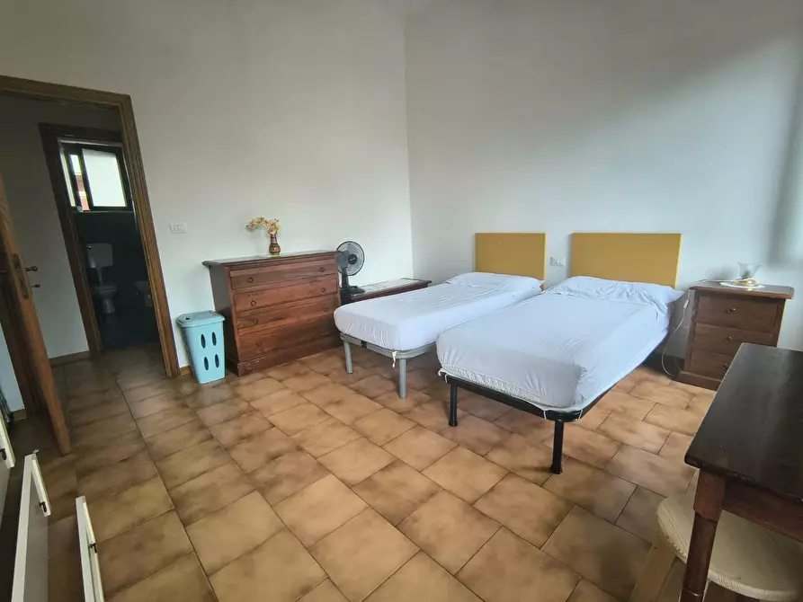Immagine 2 di Appartamento in affitto  a Camaiore