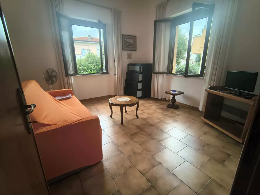 Immagine 7 di Appartamento in affitto  a Camaiore