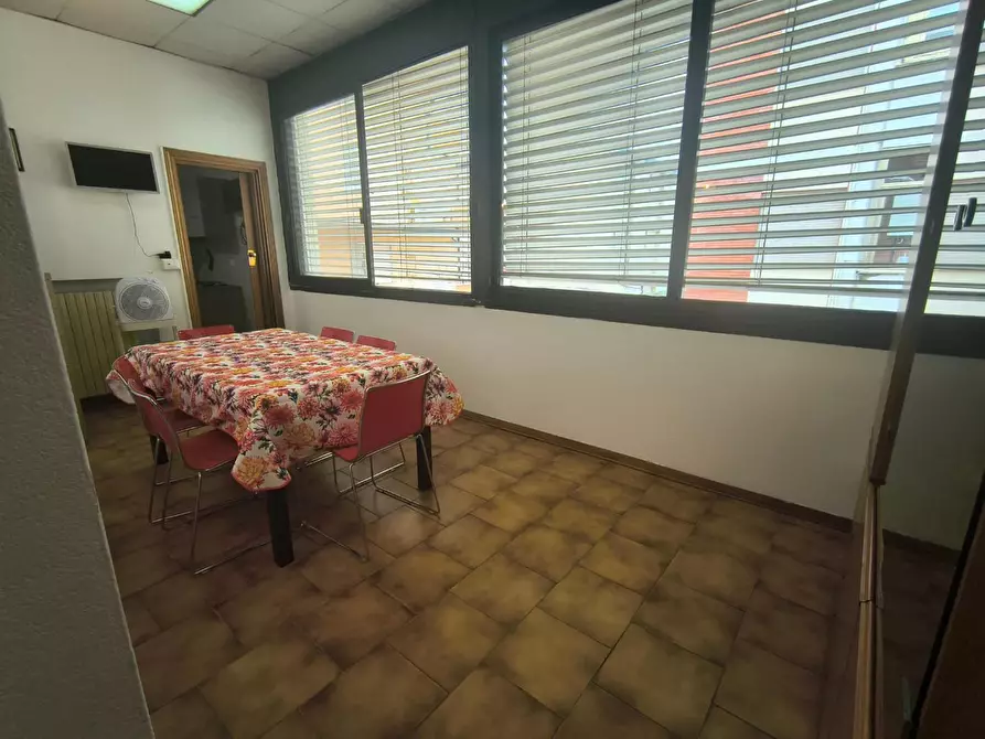 Immagine 8 di Appartamento in affitto  a Camaiore