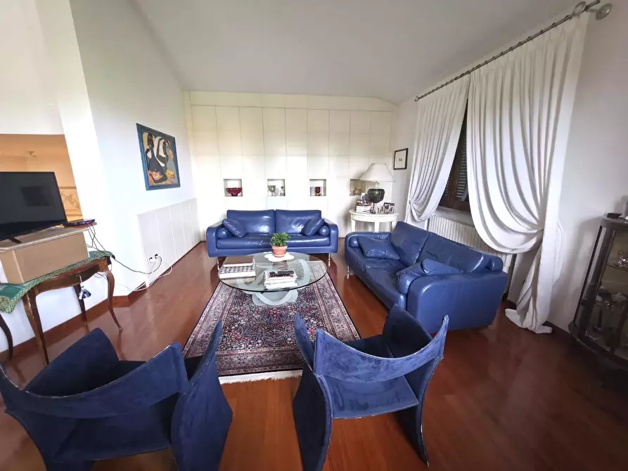 Immagine 9 di Villa in vendita  a Cerreto Guidi