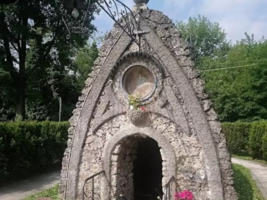 Immagine 2 di Garage in vendita  a Ornago