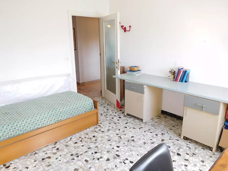 Immagine 19 di Appartamento in vendita  a Pisa