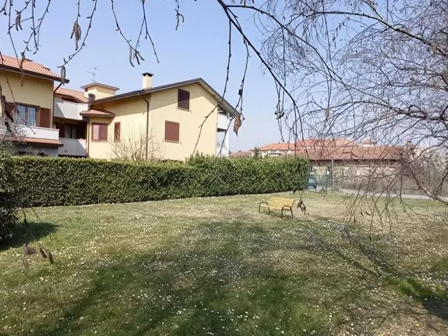 Immagine 3 di Appartamento in vendita  a Carnate