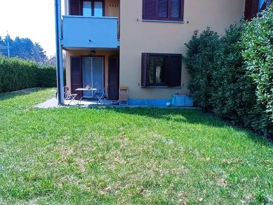 Immagine 1 di Appartamento in vendita  a Carnate