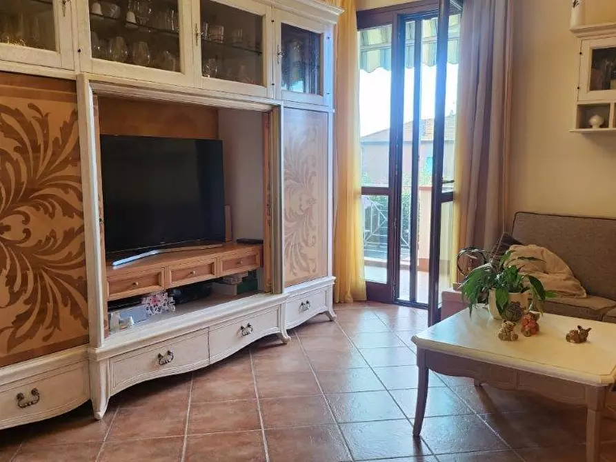 Immagine 8 di Appartamento in vendita  a Cascina