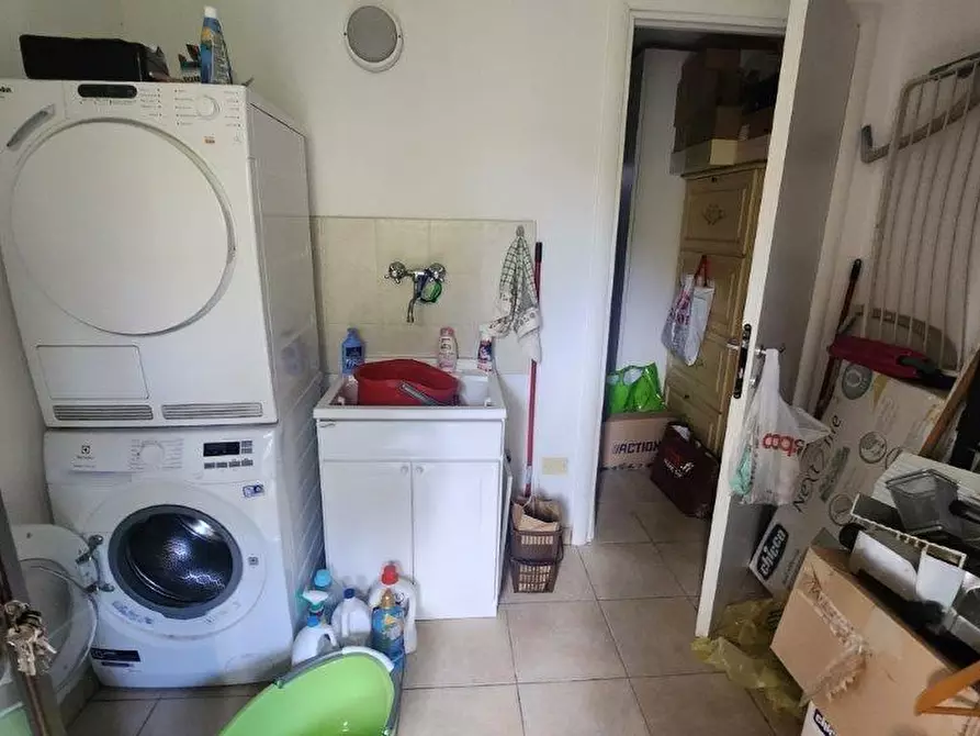 Immagine 23 di Appartamento in vendita  a Cascina