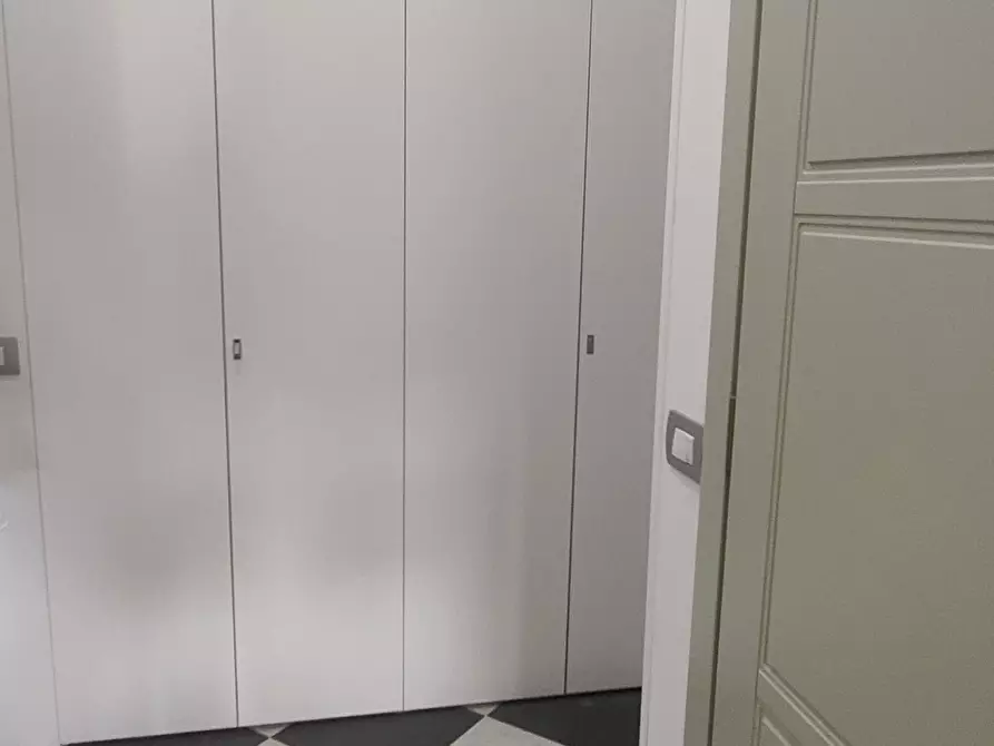 Immagine 3 di Appartamento in vendita  a Carrara