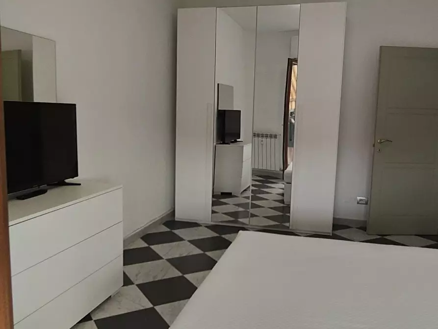 Immagine 5 di Appartamento in vendita  a Carrara