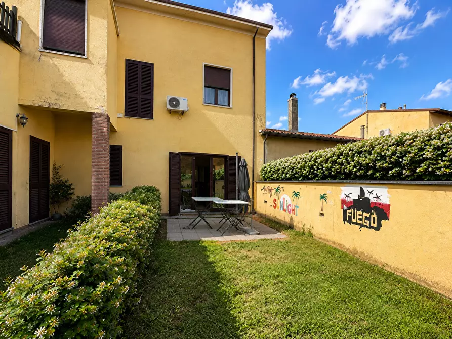 Immagine 20 di Appartamento in vendita  a Cascina