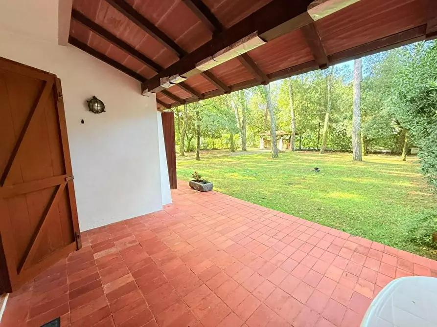 Immagine 7 di Casa bifamiliare in vendita  a Massa