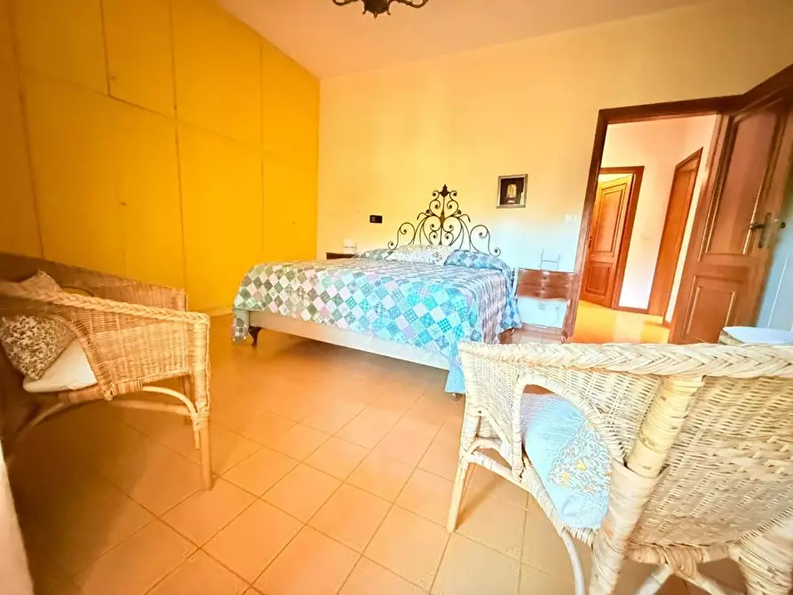 Immagine 12 di Casa bifamiliare in vendita  a Massa