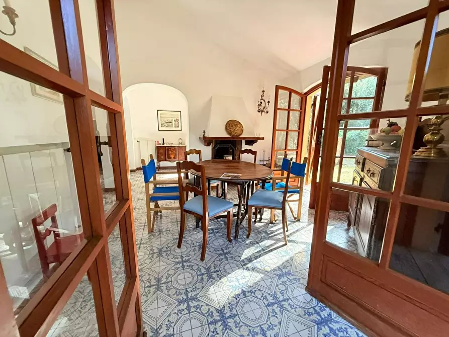 Immagine 26 di Casa bifamiliare in vendita  a Massa