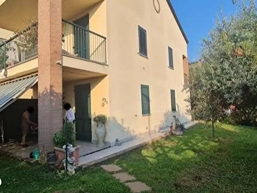 Immagine 4 di Appartamento in vendita  a Lesmo