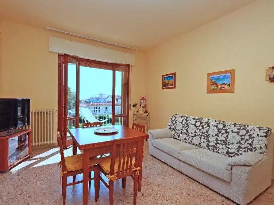Immagine 11 di Appartamento in vendita  a Rosignano Marittimo