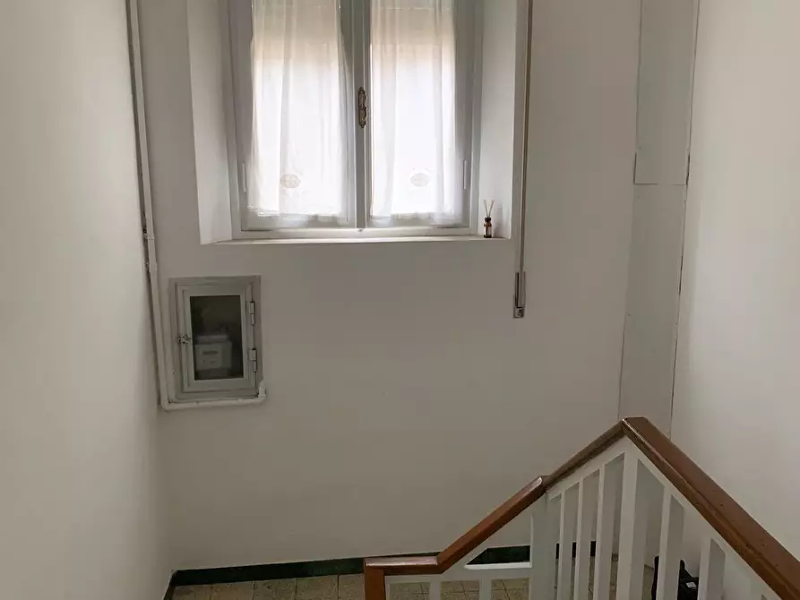 Immagine 13 di Appartamento in vendita  a Viareggio
