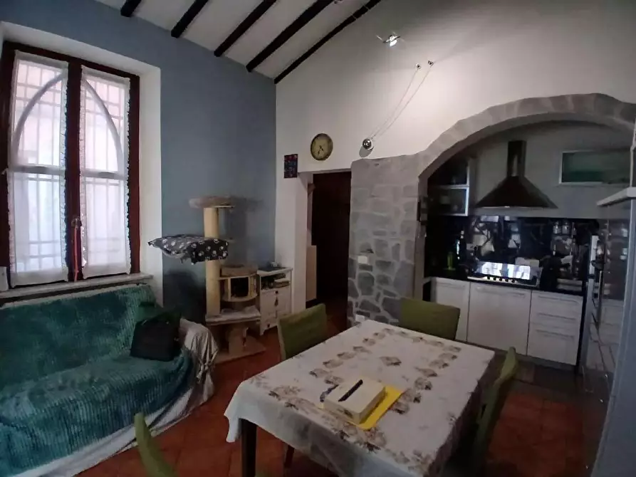Immagine 4 di Casa indipendente in vendita  a Massa