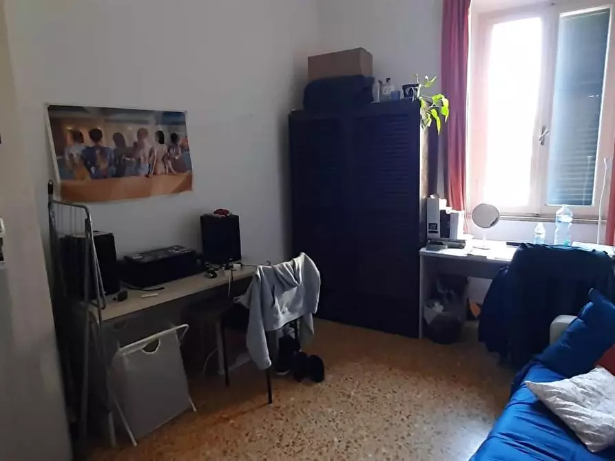 Immagine 11 di Appartamento in vendita  a Pisa