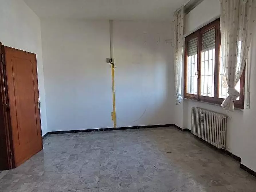 Immagine 6 di Appartamento in vendita  a Pistoia