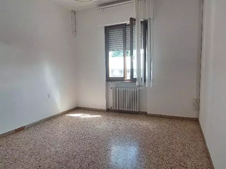 Immagine 10 di Appartamento in vendita  a Pistoia
