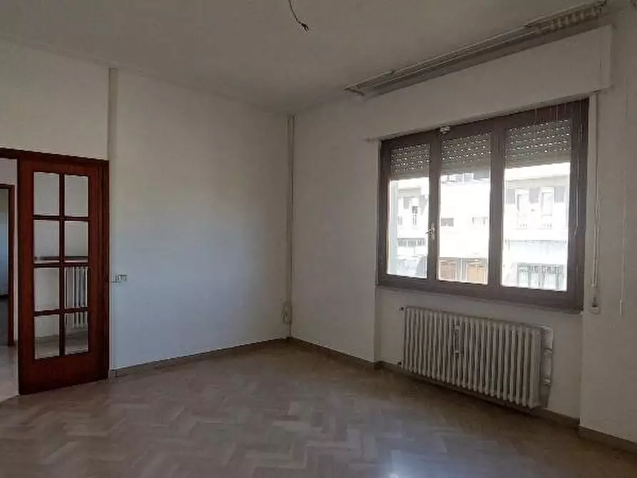 Immagine 8 di Appartamento in vendita  a Pistoia