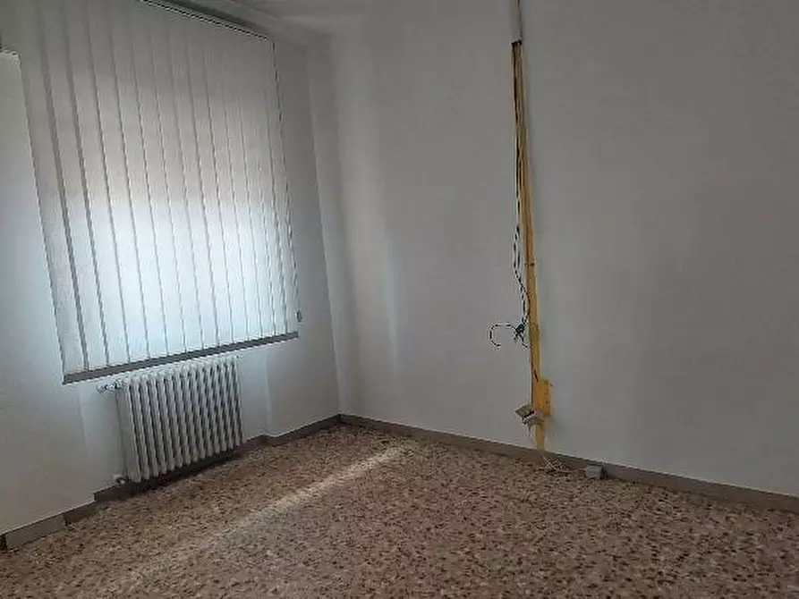 Immagine 12 di Appartamento in vendita  a Pistoia