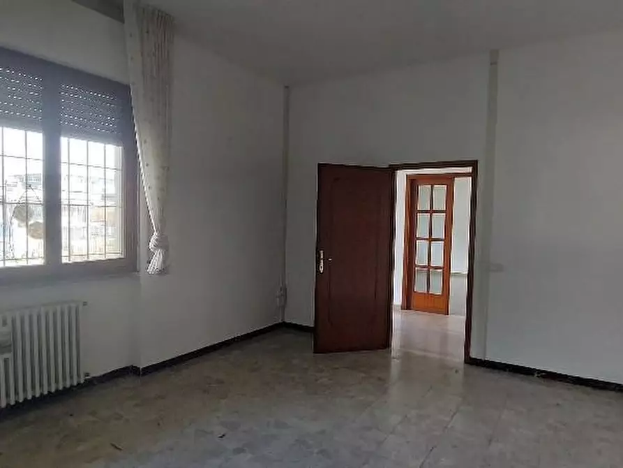 Immagine 9 di Appartamento in vendita  a Pistoia