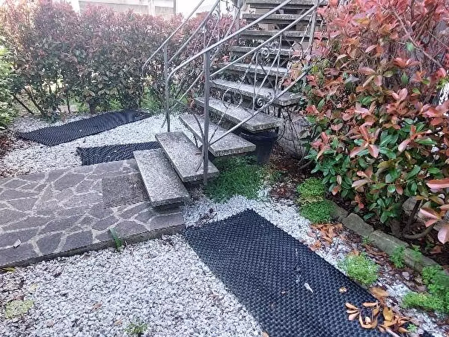 Immagine 3 di Appartamento in vendita  a Pistoia