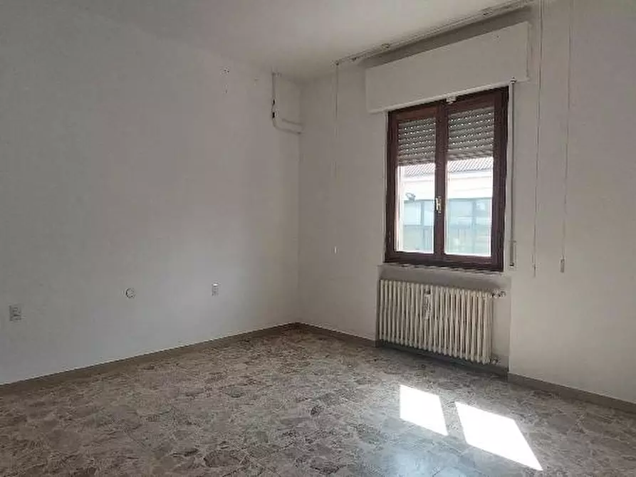 Immagine 11 di Appartamento in vendita  a Pistoia