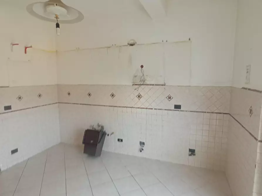 Immagine 9 di Appartamento in vendita  a Empoli