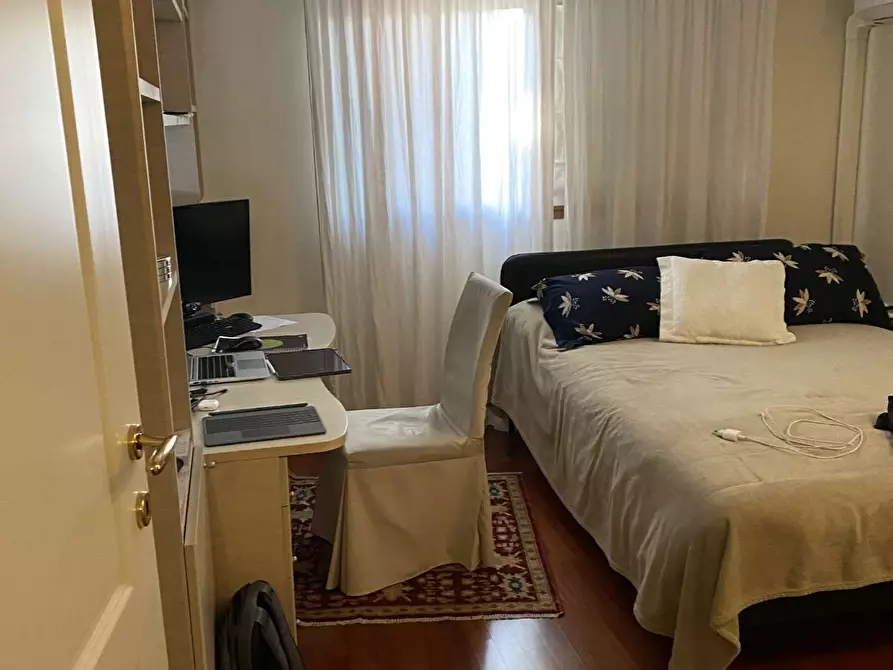 Immagine 8 di Casa bifamiliare in vendita  a Verano Brianza