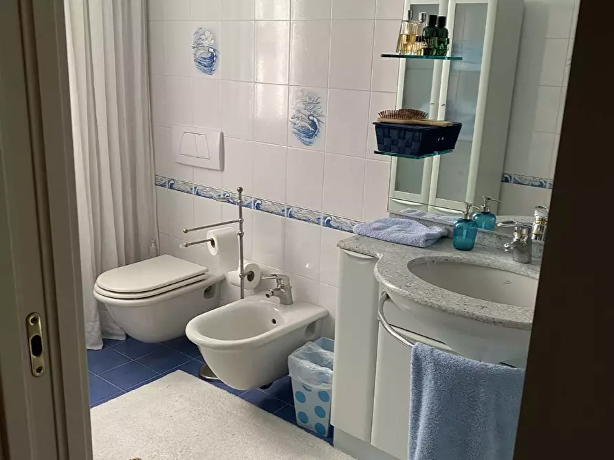 Immagine 9 di Casa bifamiliare in vendita  a Verano Brianza