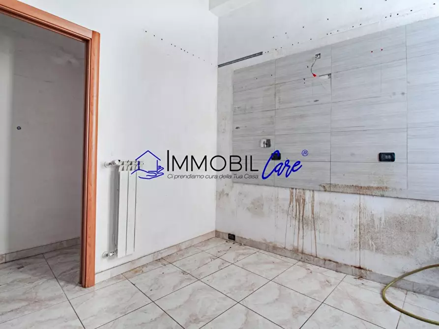 Immagine 9 di Appartamento in vendita  a Livorno