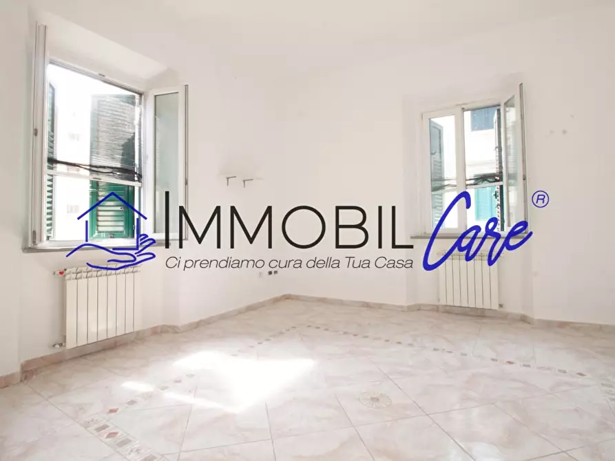 Immagine 8 di Appartamento in vendita  a Livorno