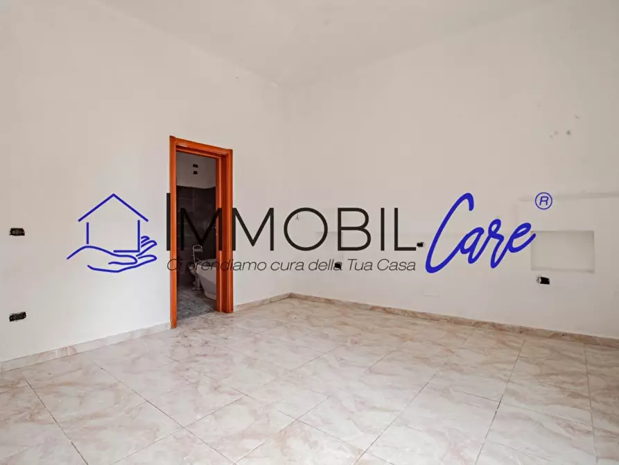 Immagine 16 di Appartamento in vendita  a Livorno
