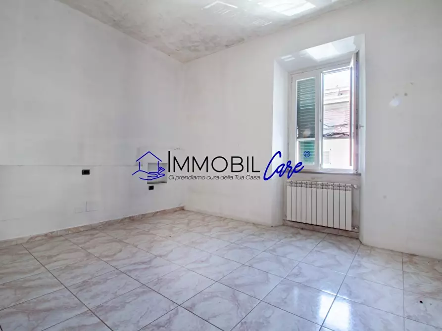 Immagine 10 di Appartamento in vendita  a Livorno