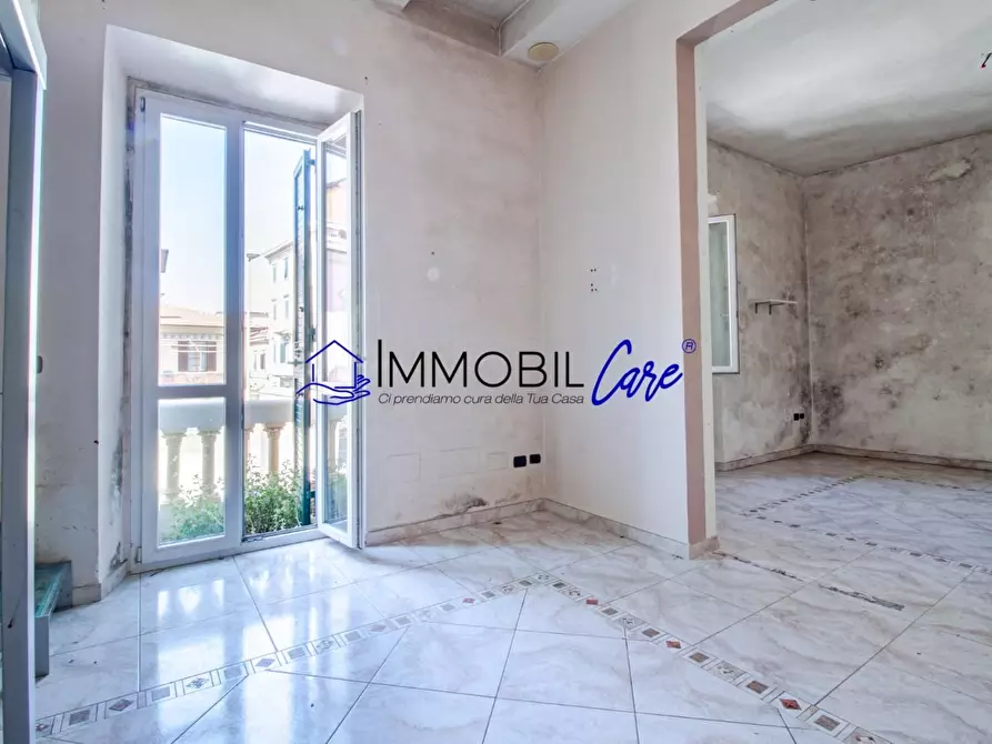 Immagine 3 di Appartamento in vendita  a Livorno