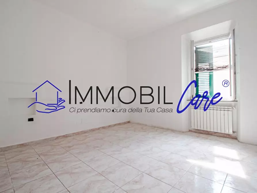 Immagine 15 di Appartamento in vendita  a Livorno