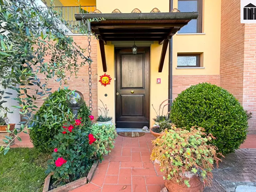 Immagine 6 di Porzione di casa in vendita  a Santa Croce Sull'arno