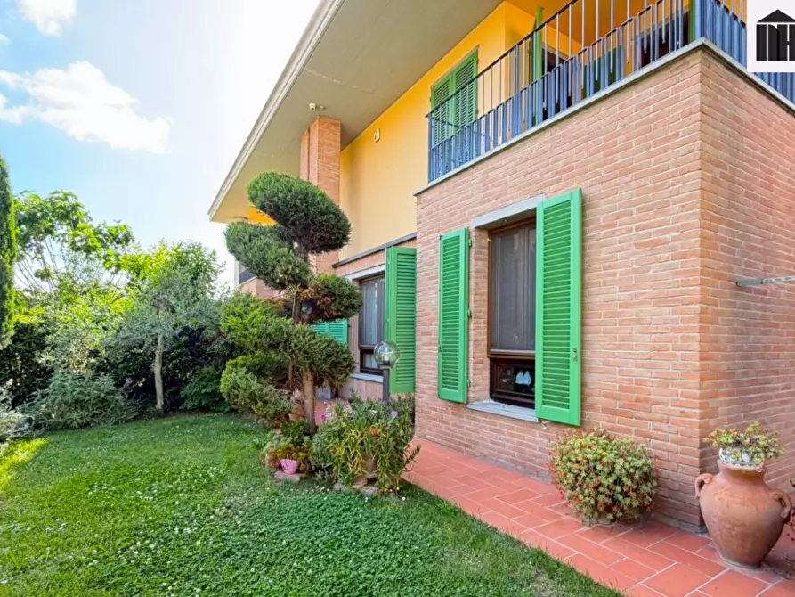 Immagine 1 di Porzione di casa in vendita  a Santa Croce Sull'arno