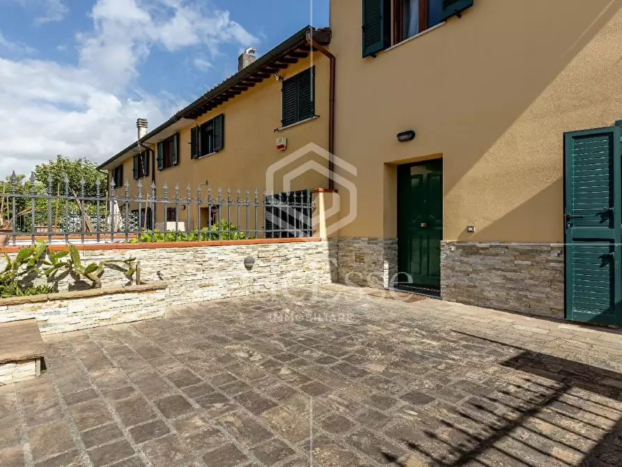 Immagine 25 di Terratetto in vendita  a Pisa