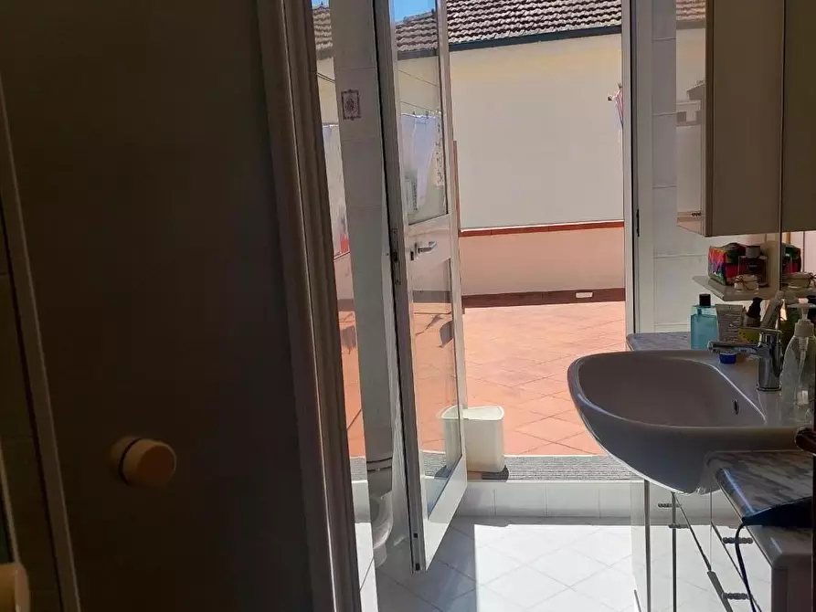 Immagine 10 di Casa indipendente in vendita  a Castelfranco Di Sotto