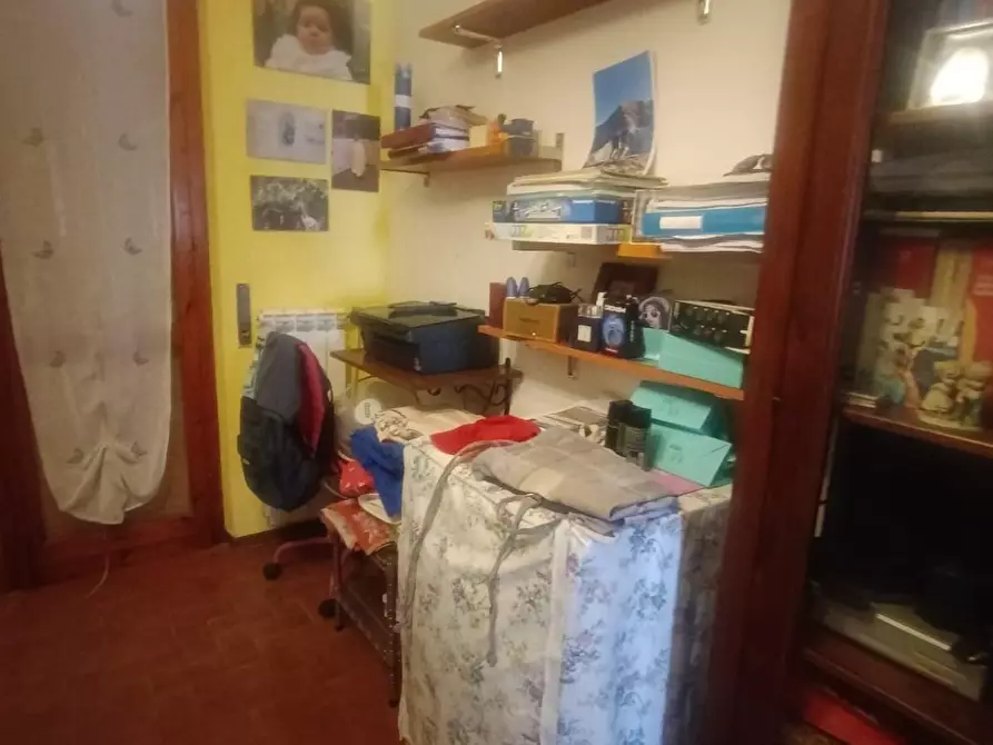 Immagine 12 di Appartamento in vendita  a Carrara